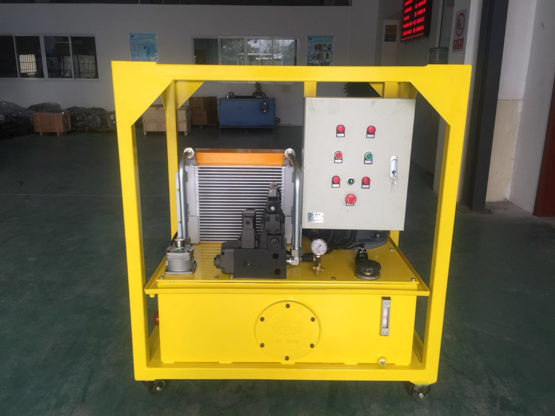 非標液壓泵站.jpg 非標液壓泵站.jpg